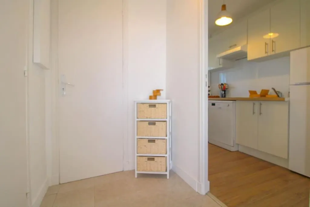 Appartement Le Republique By Apirent #Balcon #Climatisation #Parking à Cannes 0*,